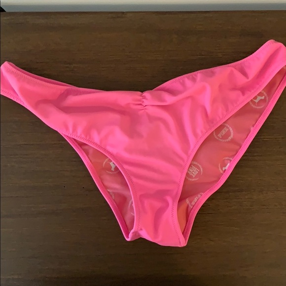 (Victoria’s Secret PINK) Bikini bottoms
